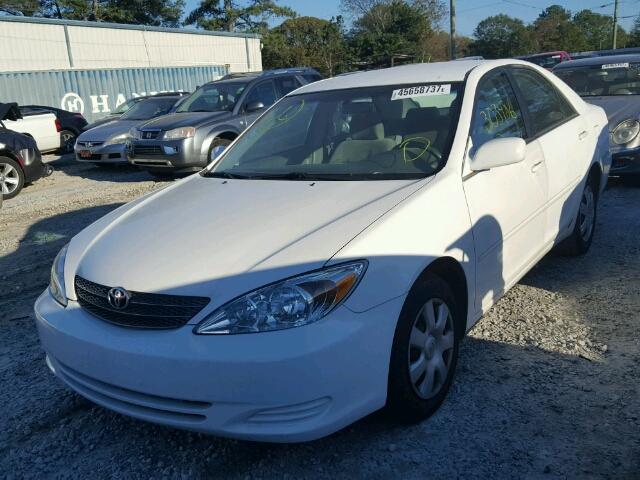 4T1BE32K32U506553 - 2002 TOYOTA CAMRY LE 白色 照片 2