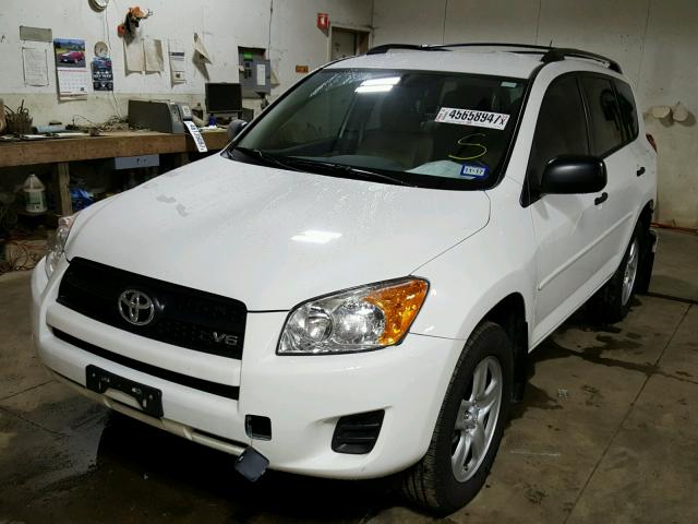 JTMZK4DV2CD005180 - 2012 TOYOTA RAV4 白色 照片 2