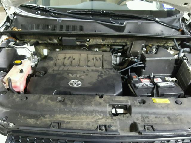 JTMZK4DV2CD005180 - 2012 TOYOTA RAV4 白色 照片 7
