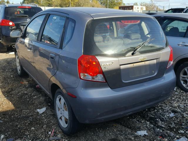 KL1TD66698B009383 - 2008 CHEVROLET AVEO BASE SILVER photo 3