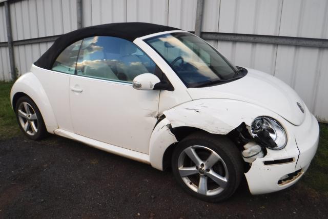 3VWFG31Y07M410510 - 2007 VOLKSWAGEN NEW BEETLE 白色 照片 1