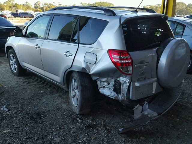 2T3BF4DV1CW254496 - 2012 TOYOTA RAV4 SILVER photo 3