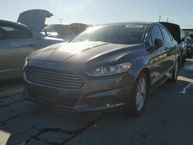 1FA6P0H76G5134750 - 2016 FORD FUSION SE GRAY photo 2