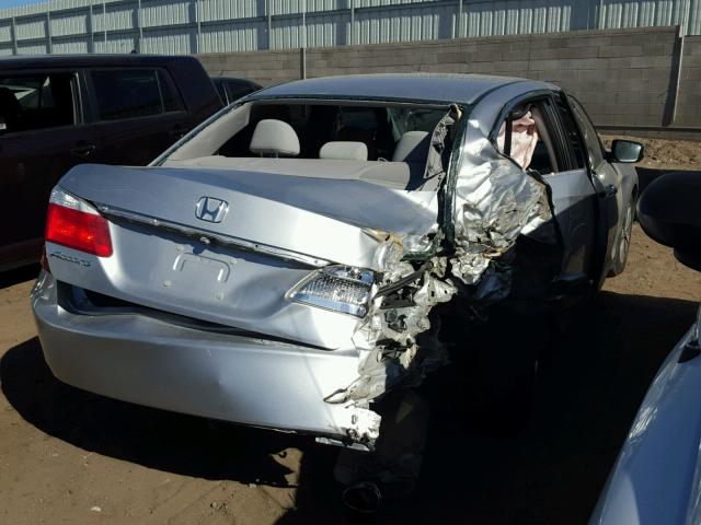 1HGCR2F39DA265033 - 2013 HONDA ACCORD LX SILVER photo 4