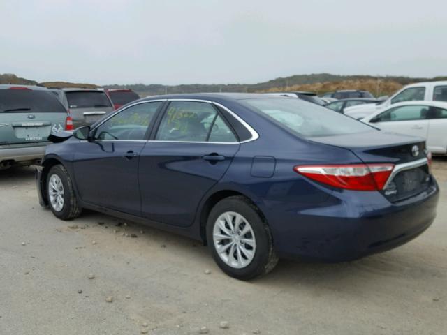4T1BF1FK6GU603846 - 2016 TOYOTA CAMRY LE SILVER photo 3