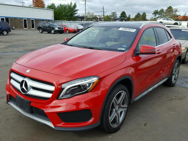 WDCTG4GB8FJ172961 - 2015 MERCEDES-BENZ GLA 250 4M RED photo 2