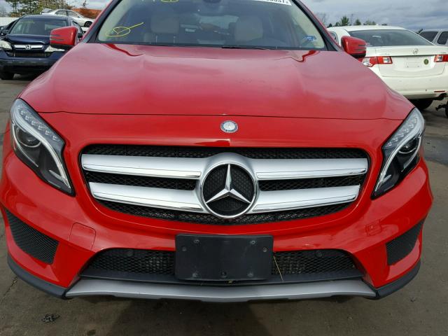 WDCTG4GB8FJ172961 - 2015 MERCEDES-BENZ GLA 250 4M RED photo 9