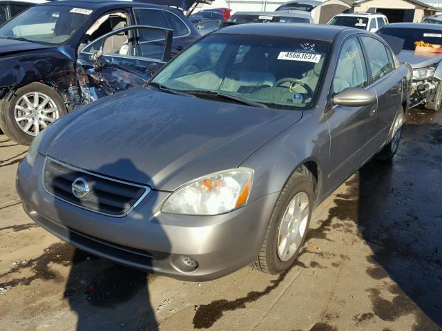 1N4AL11D24C123389 - 2004 NISSAN ALTIMA BAS GRAY photo 2