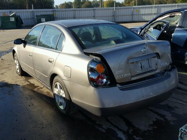 1N4AL11D24C123389 - 2004 NISSAN ALTIMA BAS GRAY photo 3