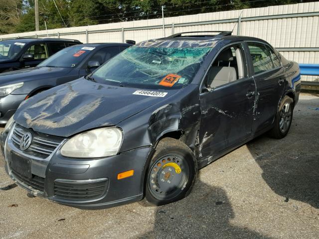 3VWEF71K77M200813 - 2007 VOLKSWAGEN JETTA WOLF GRAY photo 2