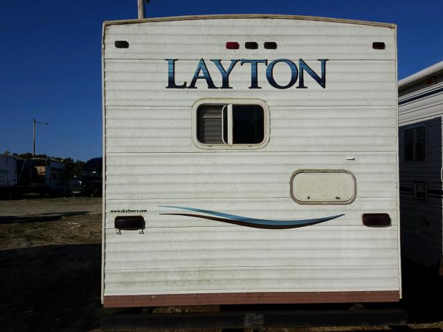 1SE200R2X7F000813 - 2006 LAYT TRAILER WHITE photo 8