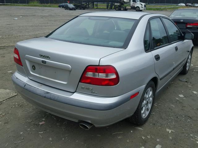 YV1VS29551F697815 - 2001 VOLVO S40 1.9T SILVER photo 4