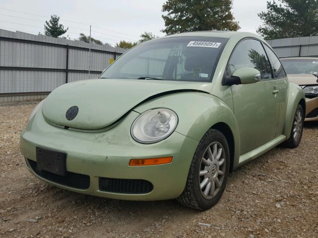 3VWRW31CX6M416866 - 2006 VOLKSWAGEN NEW BEETLE 绿色 照片 2