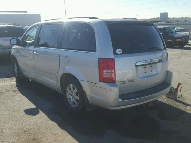 2A8HR54P78R834841 - 2008 CHRYSLER TOWN & COU 银色 照片 3