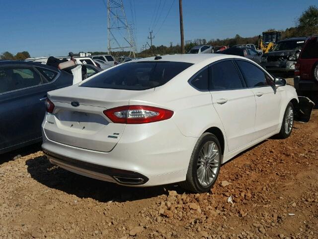 3FA6P0H92ER308678 - 2014 FORD FUSION SE WHITE photo 4