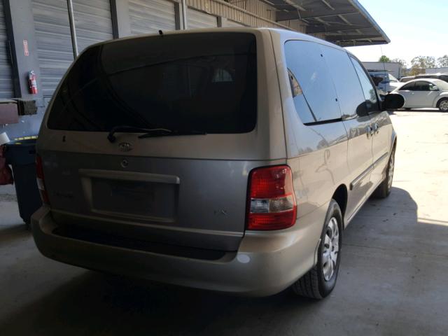 KNDUP132856717055 - 2005 KIA SEDONA EX GOLD photo 4