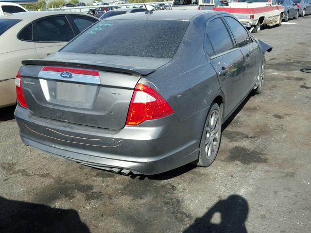 3FAHP0JA7CR137727 - 2012 FORD FUSION GRAY photo 4