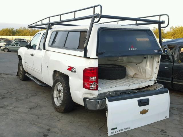 1GCSKSE34AZ282464 - 2010 CHEVROLET SILVERADO WHITE photo 3