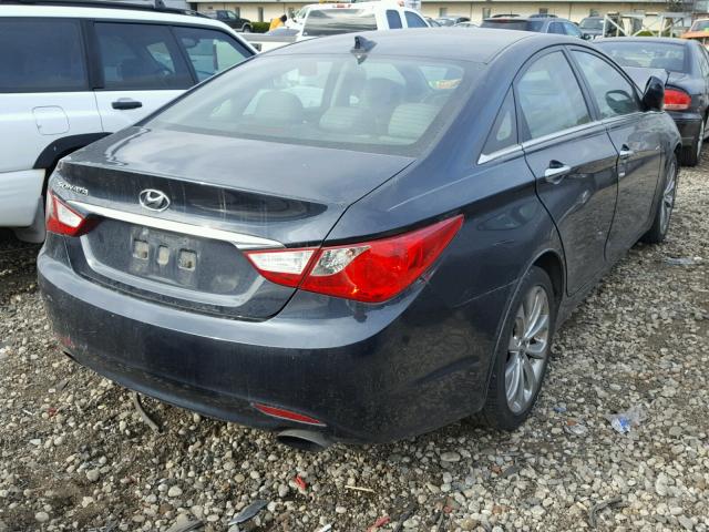 5NPEC4AC8DH773790 - 2013 HYUNDAI SONATA SE BLACK photo 4