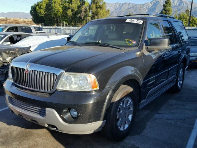 5LMFU27R14LJ05626 - 2004 LINCOLN NAVIGATOR Қара фото 2