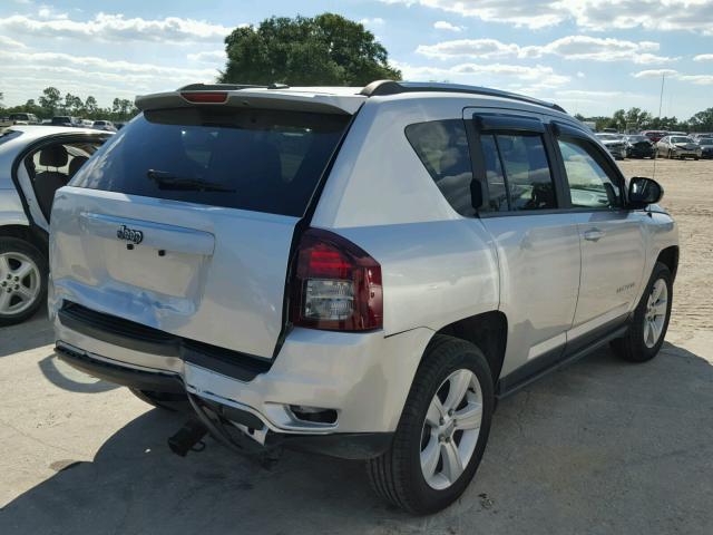 1C4NJCBAXED586944 - 2014 JEEP COMPASS SP SILVER photo 4