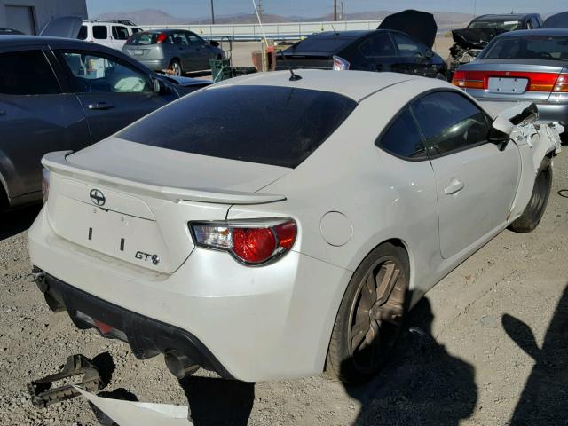 JF1ZNAA14D1725743 - 2013 TOYOTA SCION WHITE photo 4