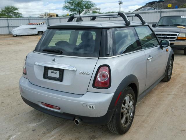 WMWSU3C5XBTX95966 - 2011 MINI COOPER SILVER photo 4