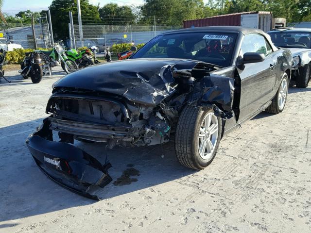 1ZVBP8EM9E5266753 - 2014 FORD MUSTANG BLACK photo 2