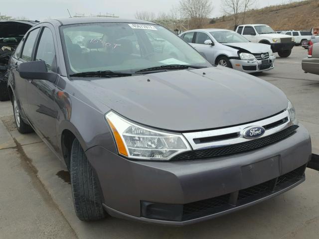 1FAHP3FN3BW112557 - 2011 FORD FOCUS SE GRAY photo 1