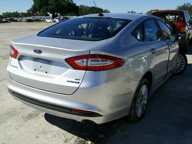 3FA6P0LU5ER198804 - 2014 FORD FUSION SE SILVER photo 4