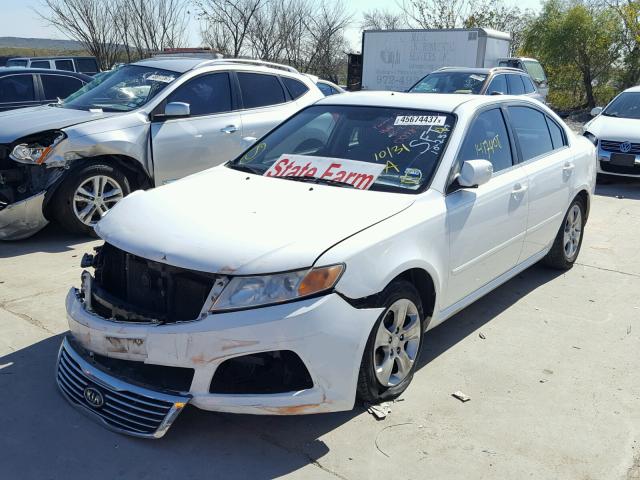 KNAGE228895340038 - 2009 KIA OPTIMA WHITE photo 2