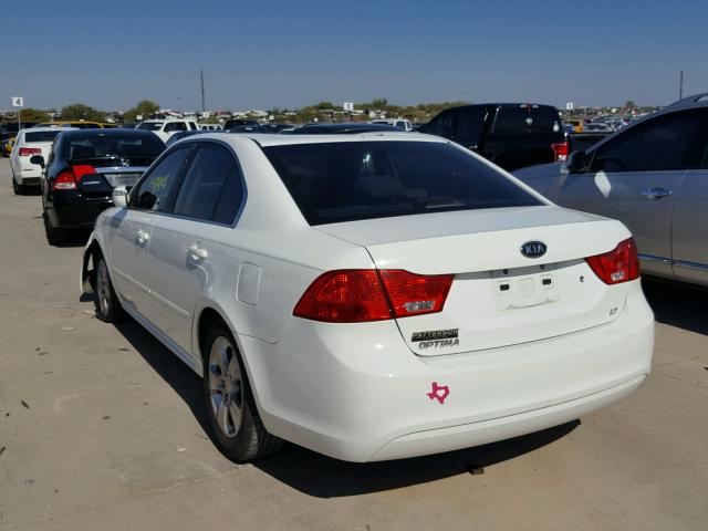 KNAGE228895340038 - 2009 KIA OPTIMA WHITE photo 3