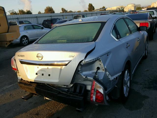 1N4AL3AP8FC111739 - 2015 NISSAN ALTIMA 2.5 SILVER photo 4