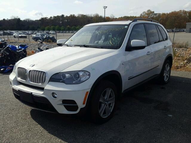 5UXZV4C51D0B21697 - 2013 BMW X5 XDRIVE3 Սպիտակ լուսանկար 2