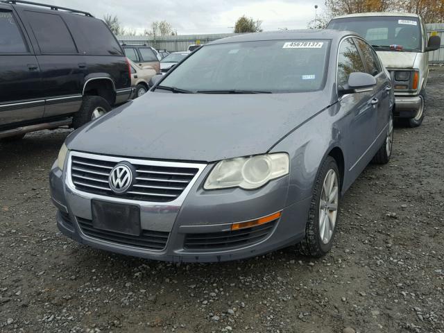 WVWAU93C66P156806 - 2006 VOLKSWAGEN PASSAT GRAY photo 2