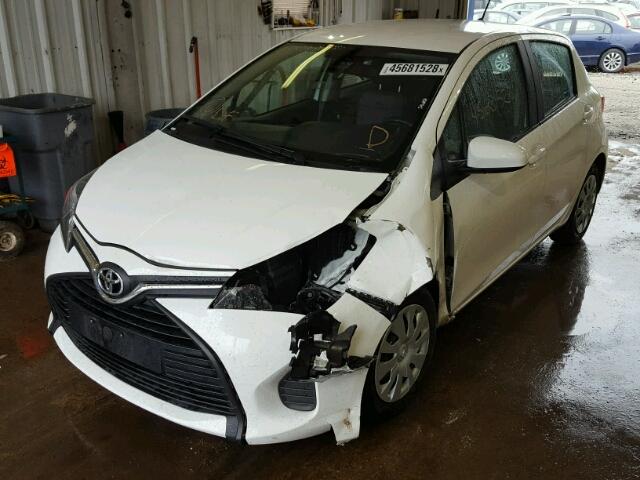 VNKKTUD37HA083421 - 2017 TOYOTA YARIS L WHITE photo 2