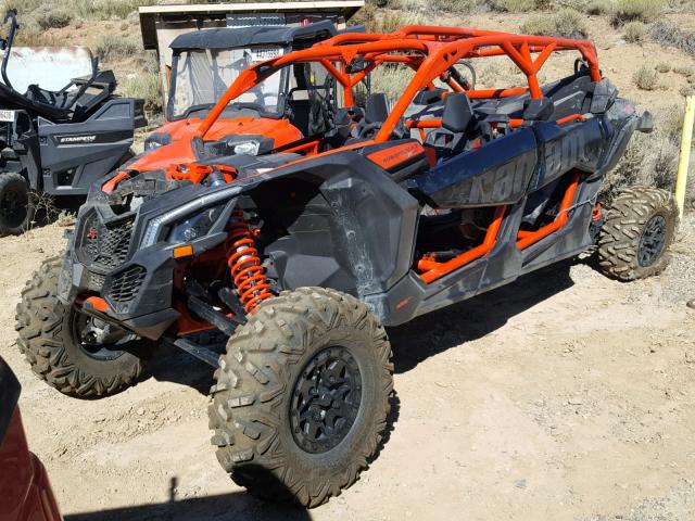 3JBVNAW23JK000979 - 2018 CAN-AM MAVERICK X ORANGE photo 2