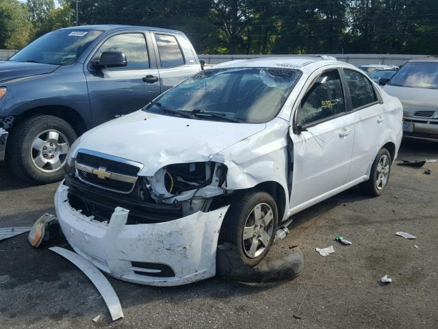 KL1TD5DE0BB180860 - 2011 CHEVROLET AVEO LS WHITE photo 2