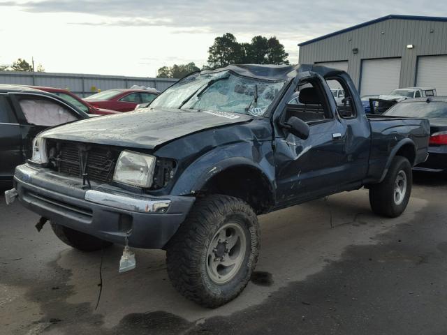 4TAWM72N8WZ159896 - 1998 TOYOTA TACOMA XTR GREEN photo 2