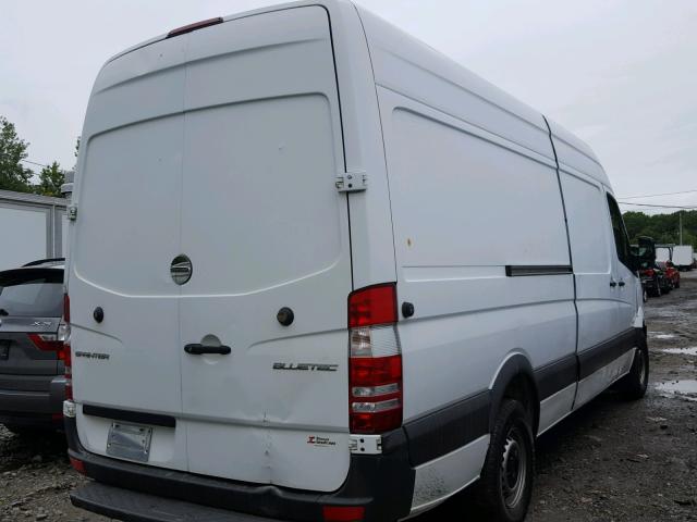 WDYPE8DC4E5833415 - 2014 FREIGHTLINER SPRINTER 2 WHITE photo 4