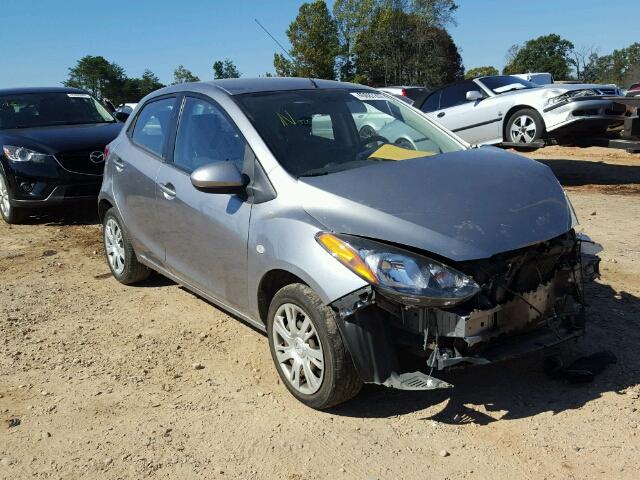 JM1DE1KY8E0177768 - 2014 MAZDA MAZDA2 SPO 银色 照片 1