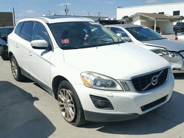 YV4992DZ6A2081400 - 2010 VOLVO XC60 T6 WHITE photo 1