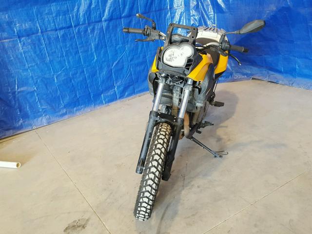 WB1018908DZY95153 - 2013 BMW G650 GS YELLOW photo 9