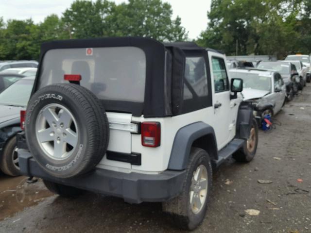 1C4AJWAG5DL649426 - 2013 JEEP WRANGLER S WHITE photo 4