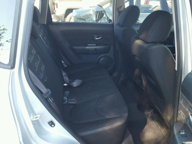 KNDJT2A62C7413401 - 2012 KIA SOUL + SILVER photo 6