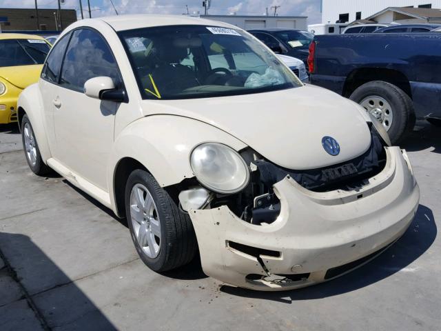 3VWPW31C27M507610 - 2007 VOLKSWAGEN NEW BEETLE 奶油色 照片 1