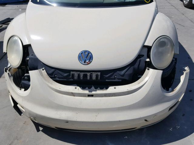 3VWPW31C27M507610 - 2007 VOLKSWAGEN NEW BEETLE 奶油色 照片 9