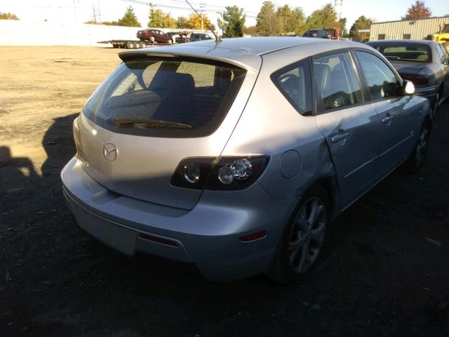 JM1BK344181790075 - 2008 MAZDA 3 HATCHBAC SILVER photo 4