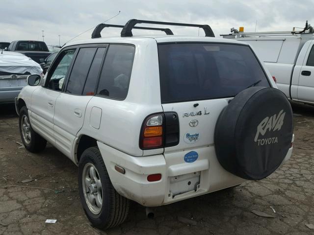 JT3GP10V2Y7072420 - 2000 TOYOTA RAV4 WHITE photo 3