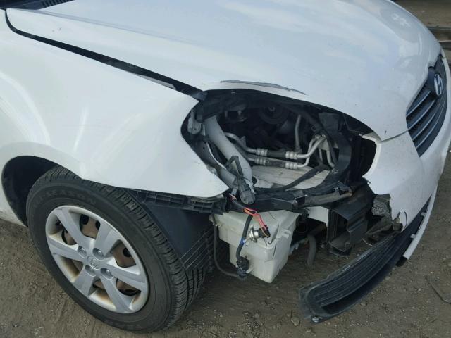 KMHCN4ACXAU487941 - 2010 HYUNDAI ACCENT GLS WHITE photo 9